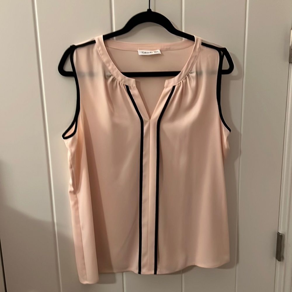 Calvin Klein women’s pink sleeveless blouse (size L)